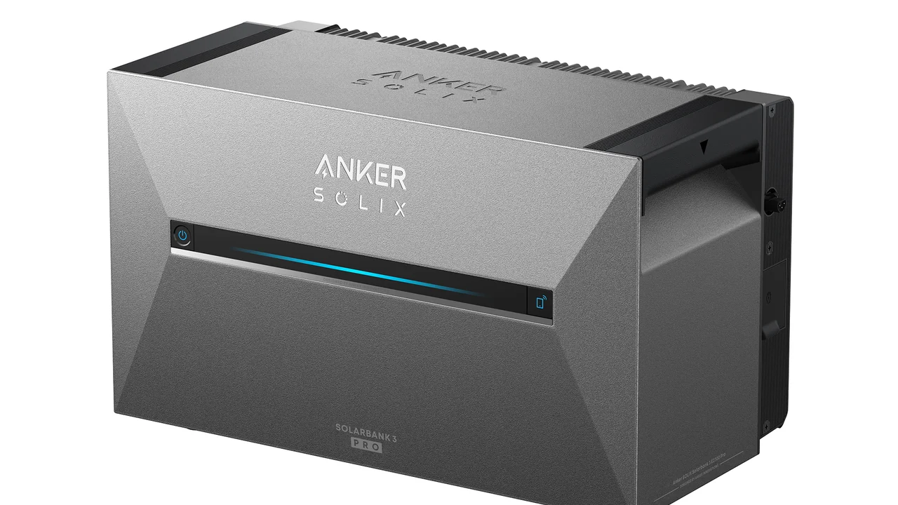 Anker Solarbank 3 E2700 Pro, grijs, lichtbalk voorop.